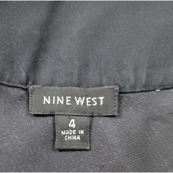 Nine West Black Gold Striped Sleeveless Top 100% Silk Pleated Front Lightweight - Picture 3 of 4